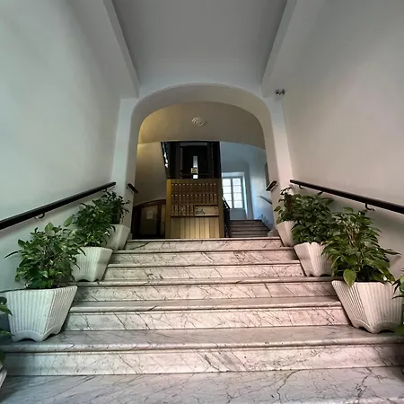 Casa Anna - Vatican & Metro Ottaviano Rzym